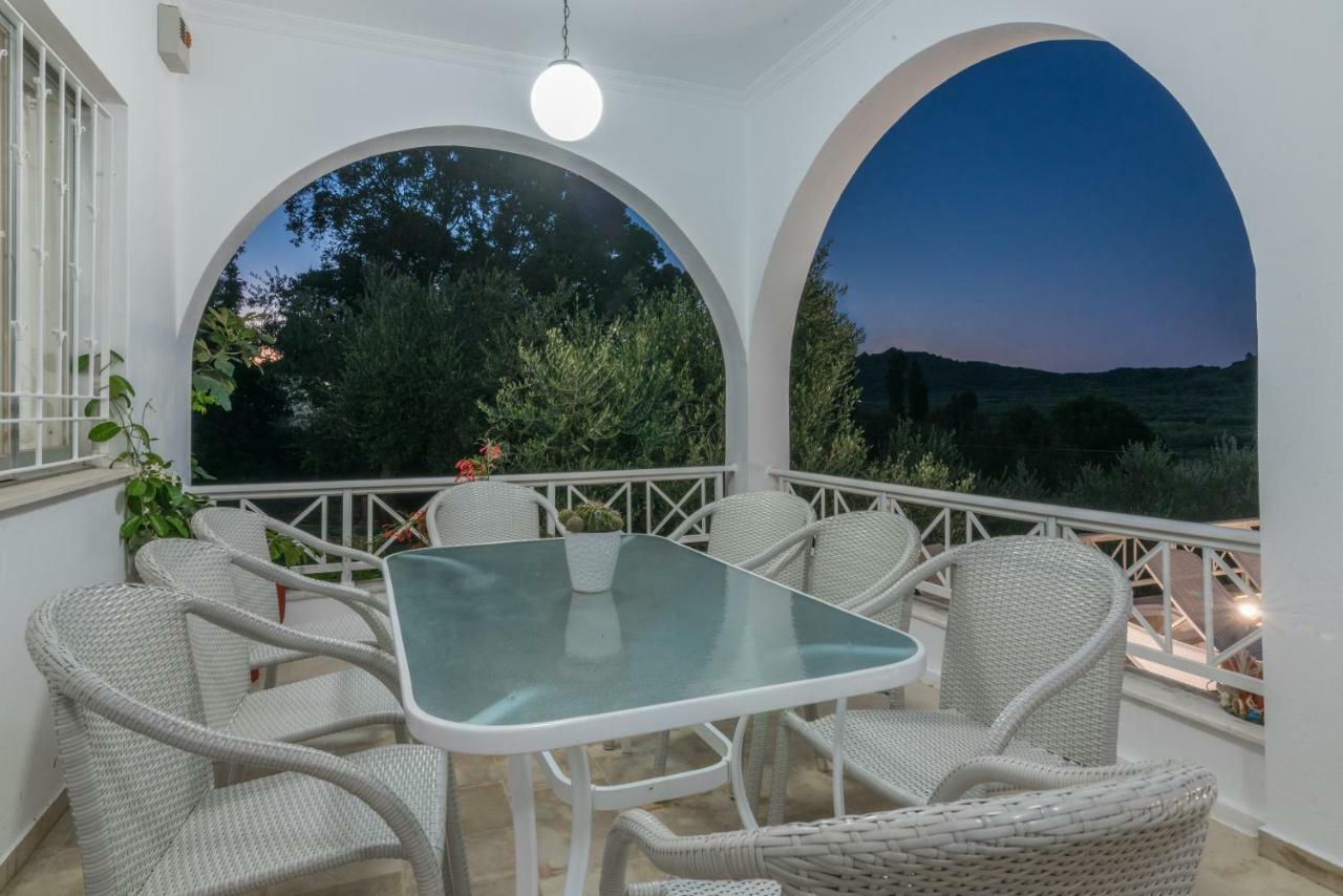 Amalia Country House Áno Yerakaríon 外观 照片